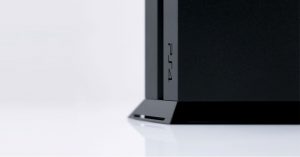 PS4 terá fonte interna