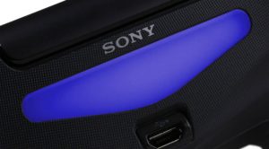Luz do DualShock 4 não poderá ser apagada