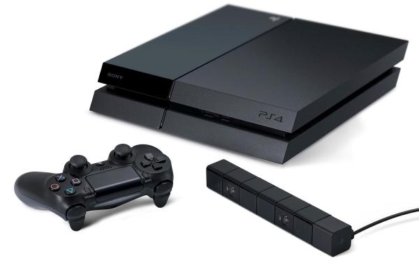 PlayStation 4 completa um ano de vida