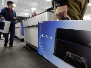 PS4 atinge 13,5 milhões de unidades vendidas