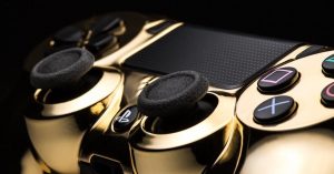 Empresa lança DualShock 4 banhado a ouro 24K