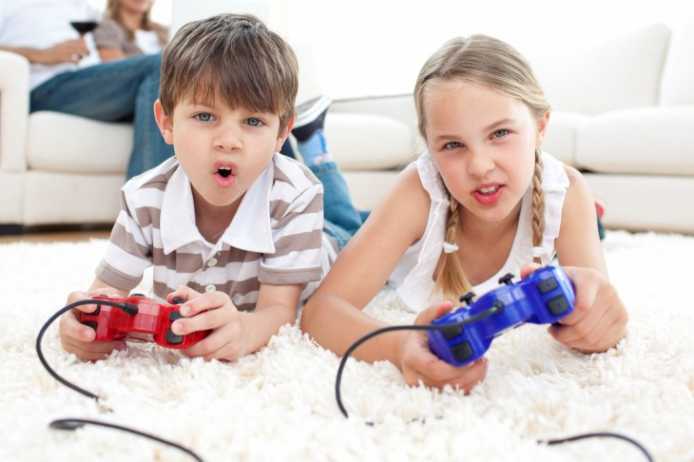 Jogar videogame auxilia no desempenho escolar, segundo estudo