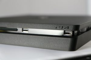 [Vídeo] Eurogamer confirma, PS4 Slim é real!