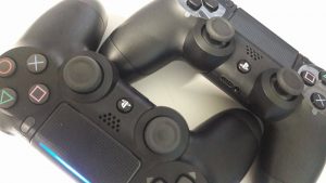 Qual o melhor? Saiba quais as diferenças entre os modelos de DualShock 4