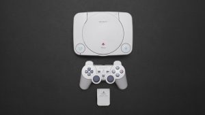 Sony quer reviver conteúdo do passado, e não descarta “PlayStation Mini”