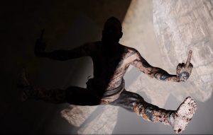 Hack da câmera de God of War mostra Baldur muito abusado