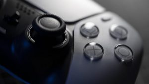 PlayStation 5 teve o maior lançamento de consoles da história da Sony