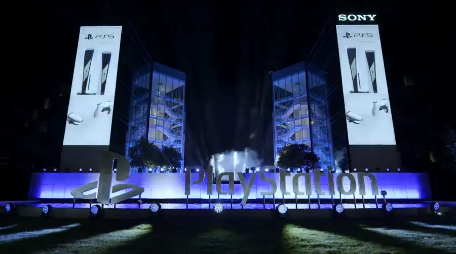 Bem-vindo, PS5! Sony faz shows de luzes nos EUA e no Japão