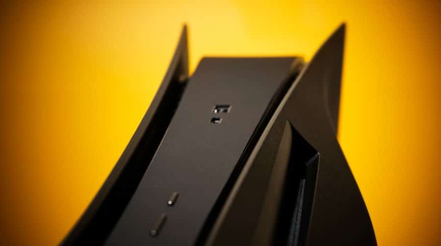 Dbrand revela placas customizáveis pretas do PS5