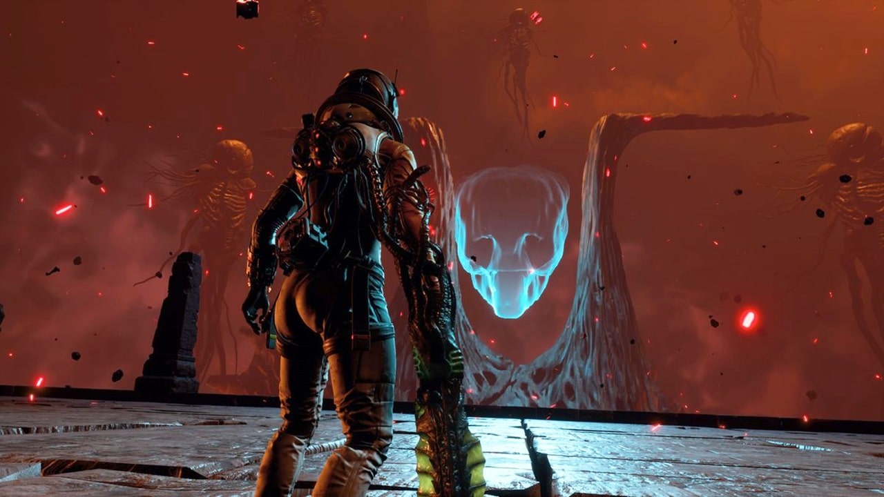 Housemarque ainda não sabe como resolver "problema" dos saves em Returnal 1 Selene, protagonista de Reaturnal, olhando para um holograma de alien no planeta Atropos
