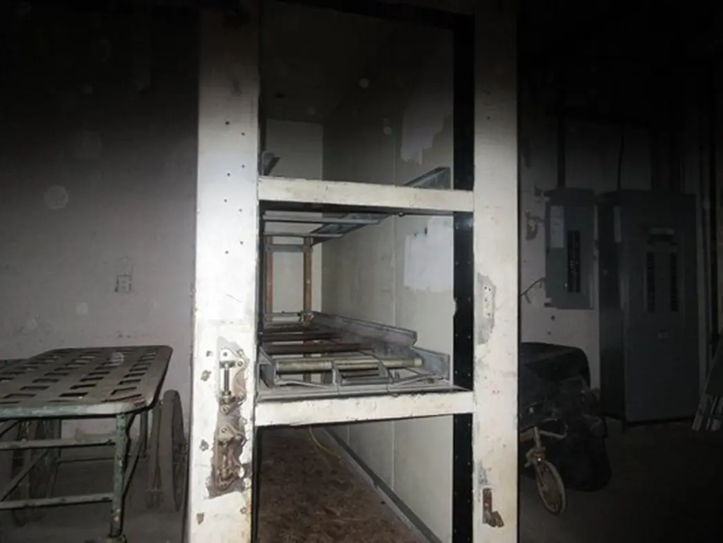 Um dos quartos de Waverly Hills Sanatorium.