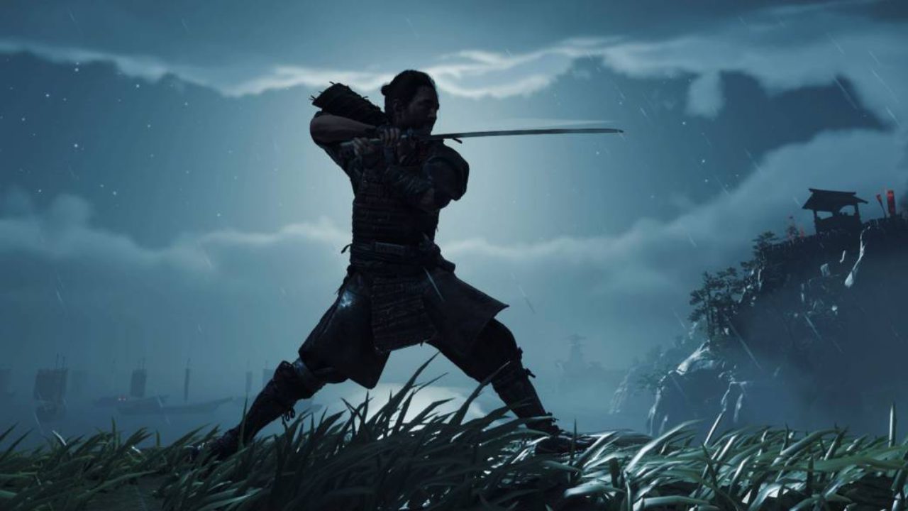 Imagem de um samurai, Jin Sakai, empunhando uma espada em cima de um monte no jogo Ghost of Tsushima Director's Cut