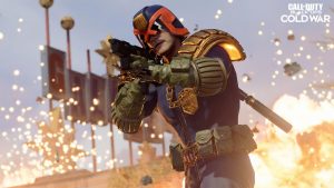 Judge Dredd, clássico personagem de HQs, está disponível em Warzone e Cold War