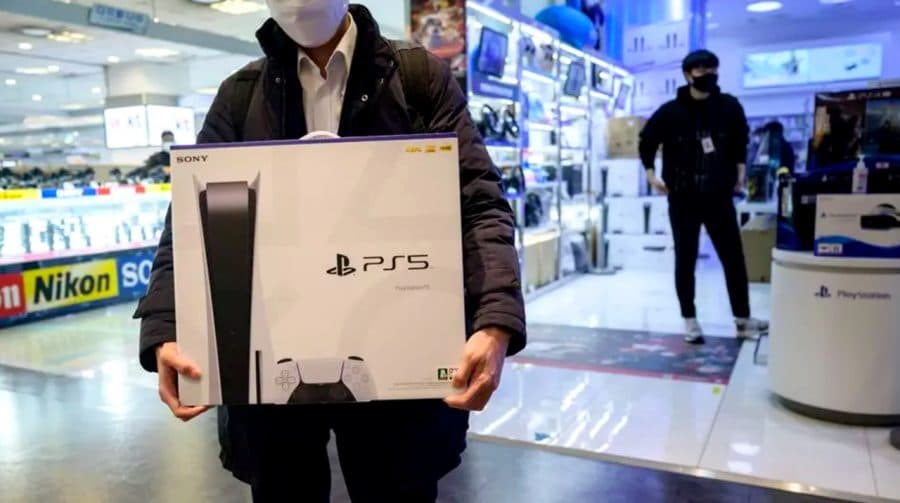 Jovem tenta vender PS5 e é baleado pelo comprador nos Estados Unidos