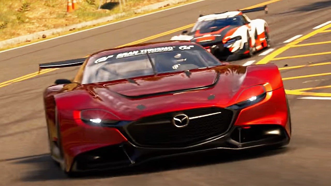 Corrida em Gran Turismo 7, com dois carros brigado pela posição
