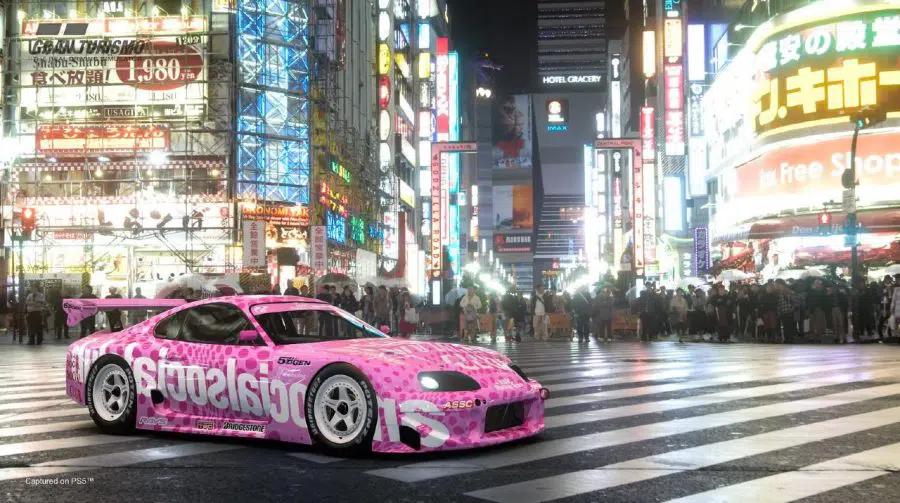 Gran Turismo 7 e Anti Social Social Club fecham parceria e GT500 Supra terá skin