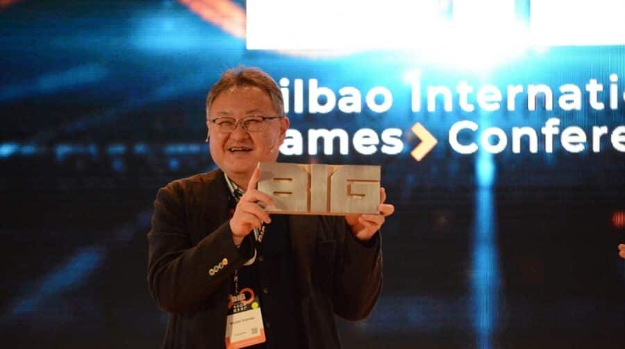 Por sua história na PlayStation, Shuhei Yoshida é premiado em evento