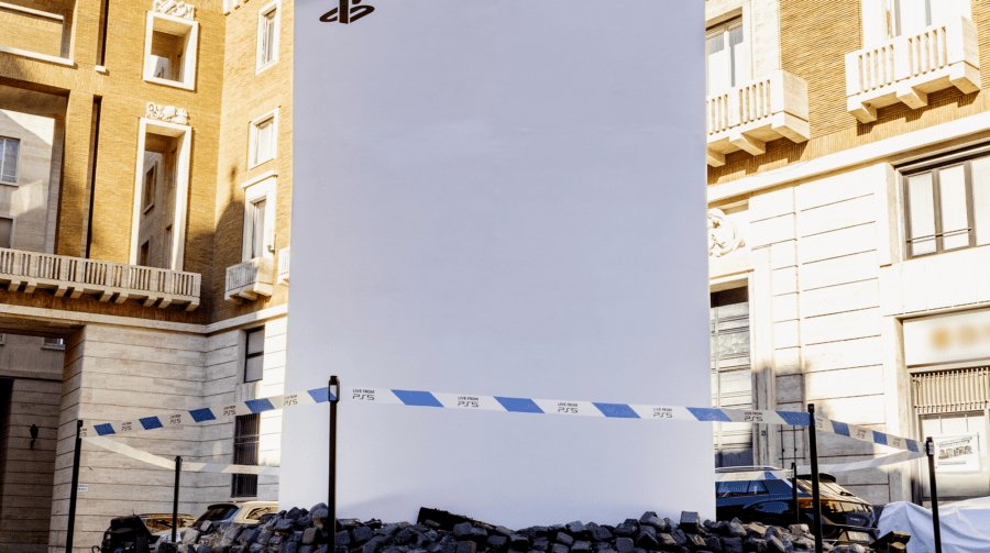 Strani Amori: Sony instala outro PlayStation 5 gigante, agora em Roma