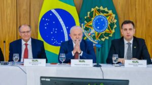 Presidente do Brasil faz discurso contra videogames