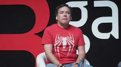 Ex-PlayStation, Shawn Layden alerta sobre serviços como Amazon e Google