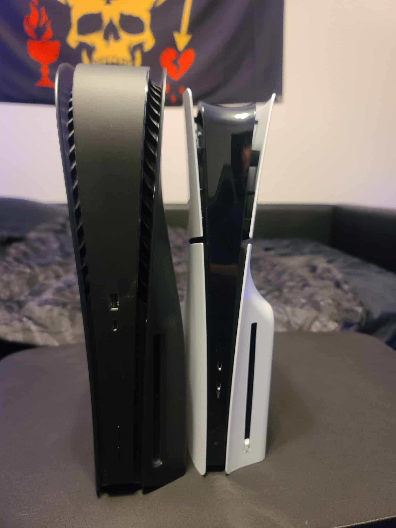 Novas imagens do PS5 Slim surgem; veja diferença com PS5 fat