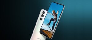 Novidade pintando? Samsung Galaxy F55 5G aparece em certificado na Índia