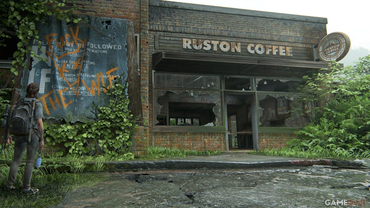 mulher olhando para um cartaz riscado ao lado de uma cafeteria abandonada