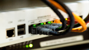 Total de brasileiros sem internet caiu para 29 milhões, diz pesquisa