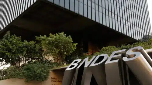 BNDES investe R$ 290 milhões na Adata para produção de chips no Brasil
