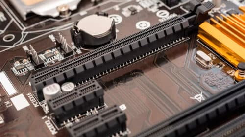 Novo driver Linux da Intel leva thermal throttling para PCIe 6.0 e 7.0