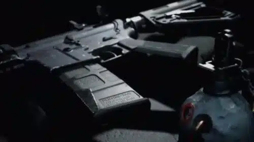 Activision e Meta são processadas por supostamente promovorem armas de fogo