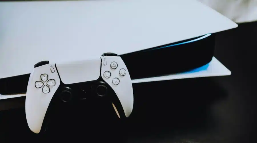 PS5 Pro estaria pronto desde 2023, mas aguarda grandes jogos para estrear