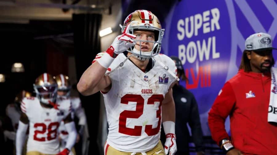 Astro do San Francisco 49ers, Christian McCaffrey será a capa de Madden NFL 25