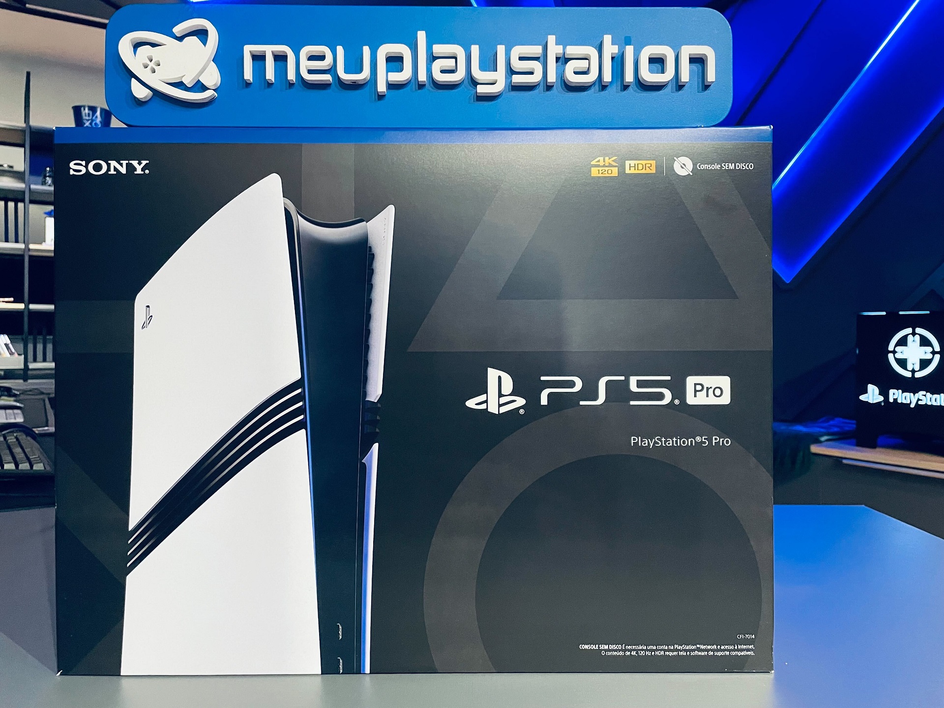 Saiu da jaula o monstro! Confira a caixa do PS5 Pro em detalhes