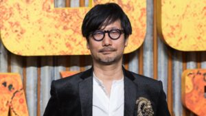 Hideo Kojima leu cerca de 300 livros para provar que jogos “precisam” de história