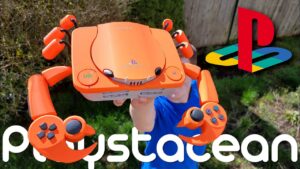 PS1 vira “PlayStacean” e ganha visual de crustáceo com garras como controles
