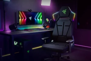 Até na cadeira? Razer lança cadeira gamer com luzes