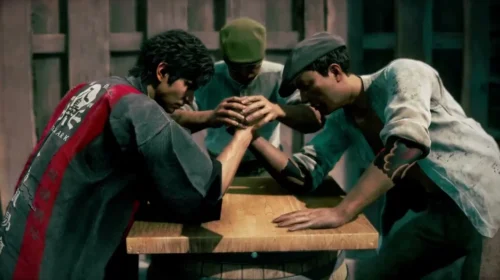 Gameplay de Stranger Than Heaven detalha combate com punhos e facas