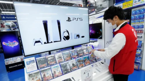 NIS America diz que Sony estaria ouvindo feedback sobre fim da mídia física